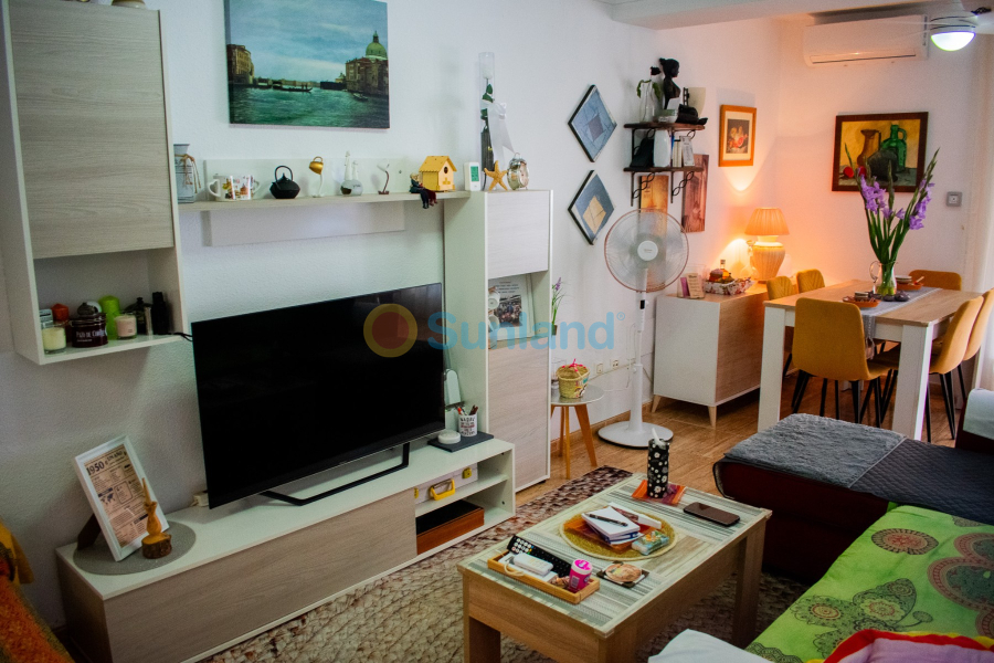 Resale - Townhouse - Torrevieja - 