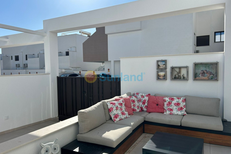 Resale - Apartment - Orihuela costa - 