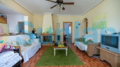 Resale - Villa - Cañada Del Trigo