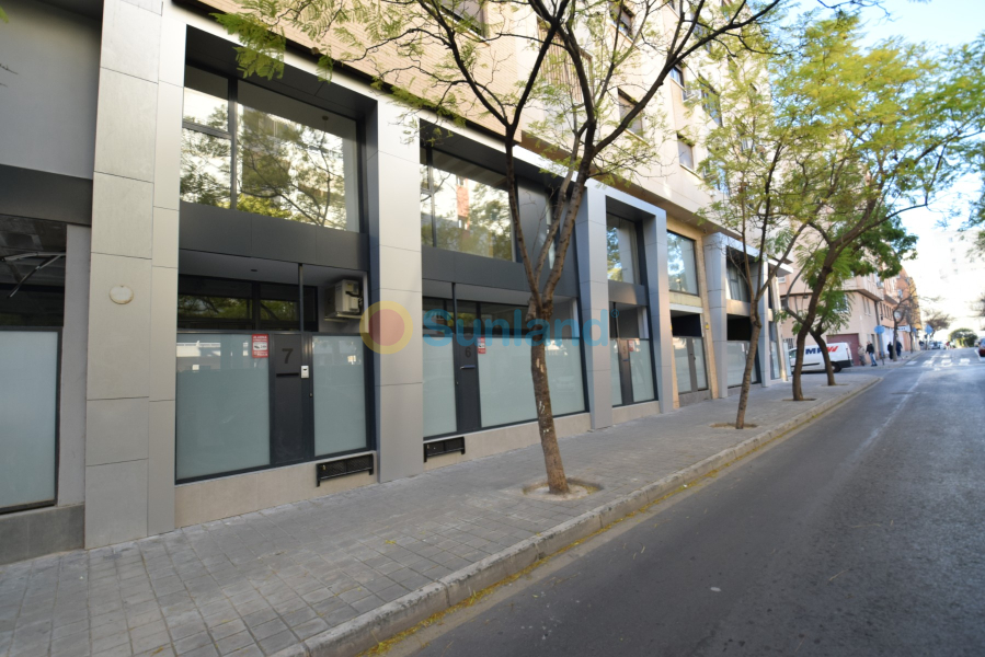 Resale - Apartment - Alicante