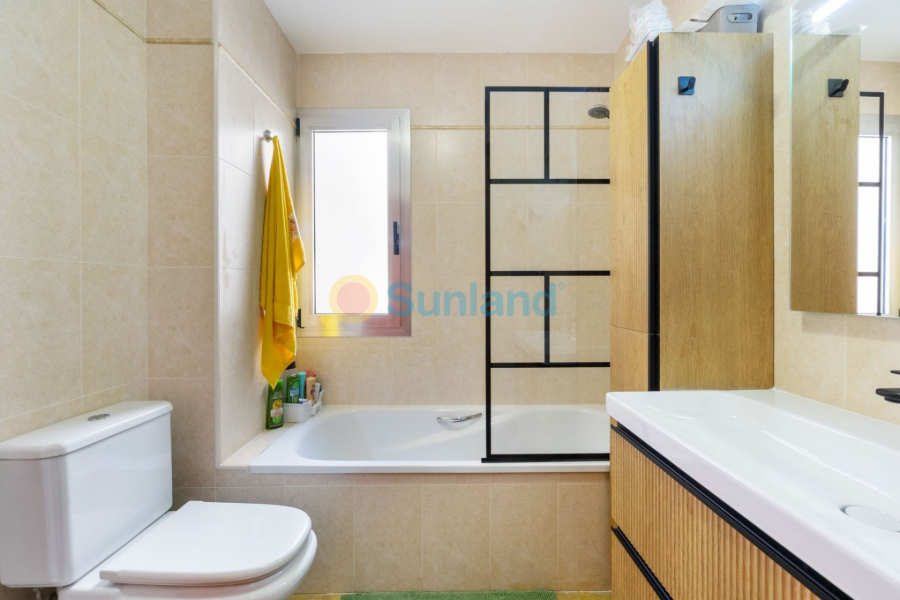 Segunda mano - Apartamento - Torrevieja - Centro