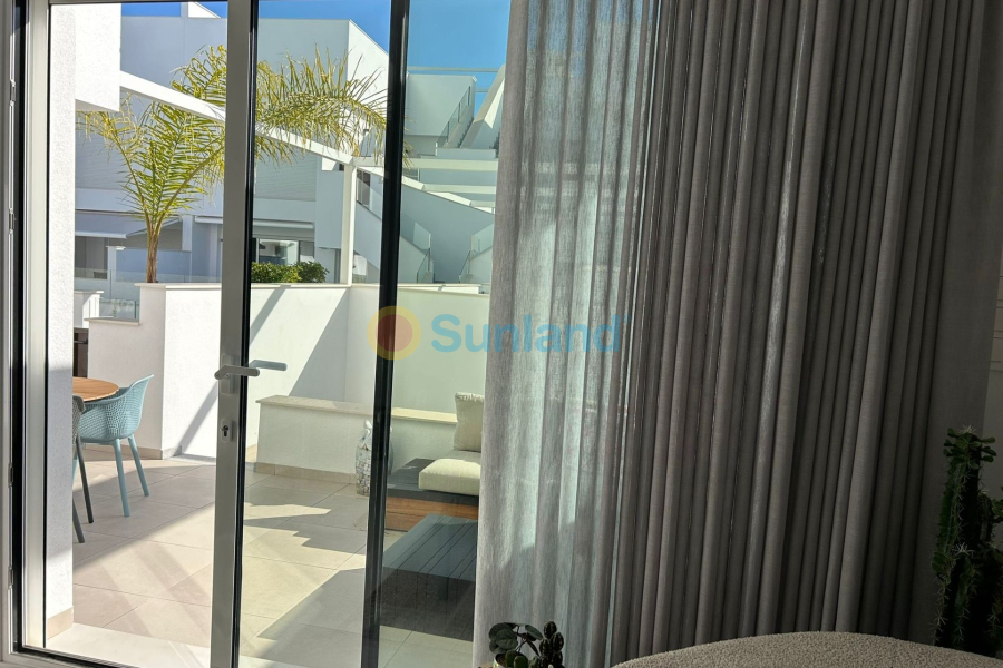 Resale - Apartment - Orihuela costa - 