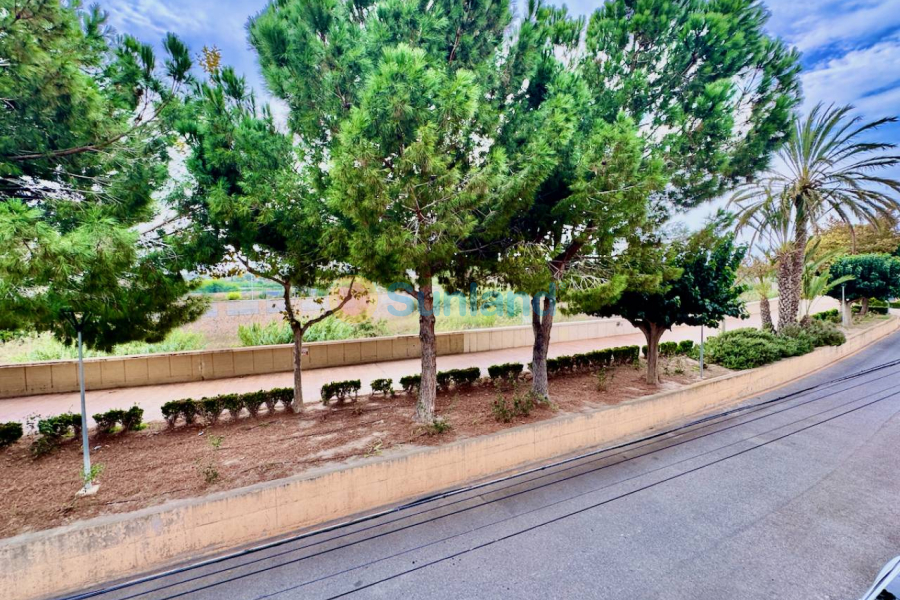 Resale - Apartment - Formentera del Segura - 