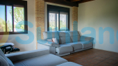 Resale - Villa - Dolores - 