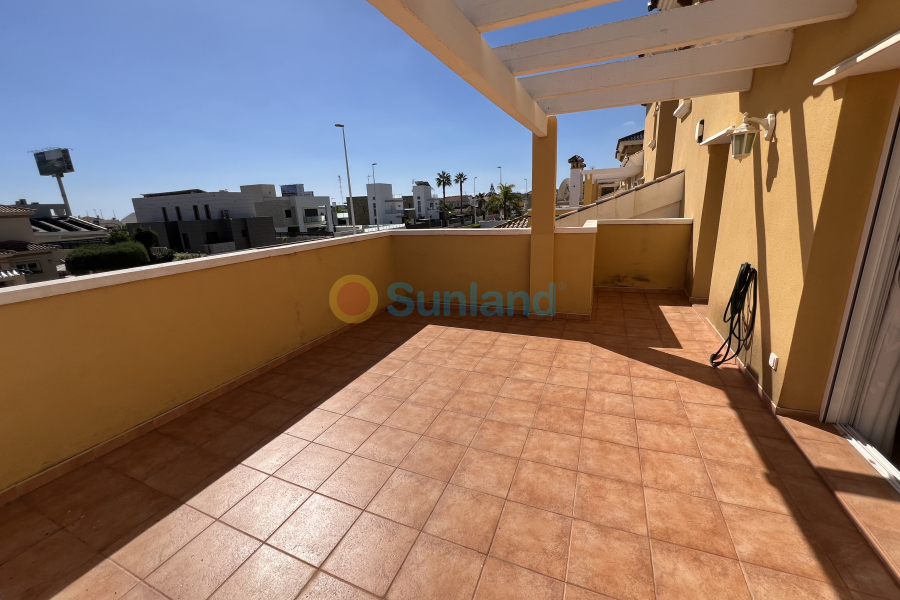 Segunda mano - Chalet - Orihuela Costa - La Zenia