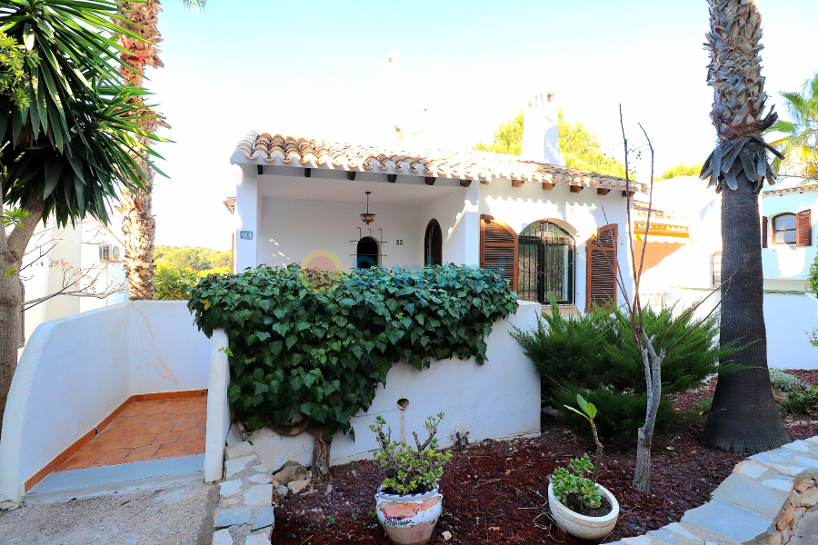 Använda fastigheter - Villa - Orihuela Costa - Los Dolses