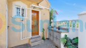 Resale - Villa - Torrevieja - Los Altos