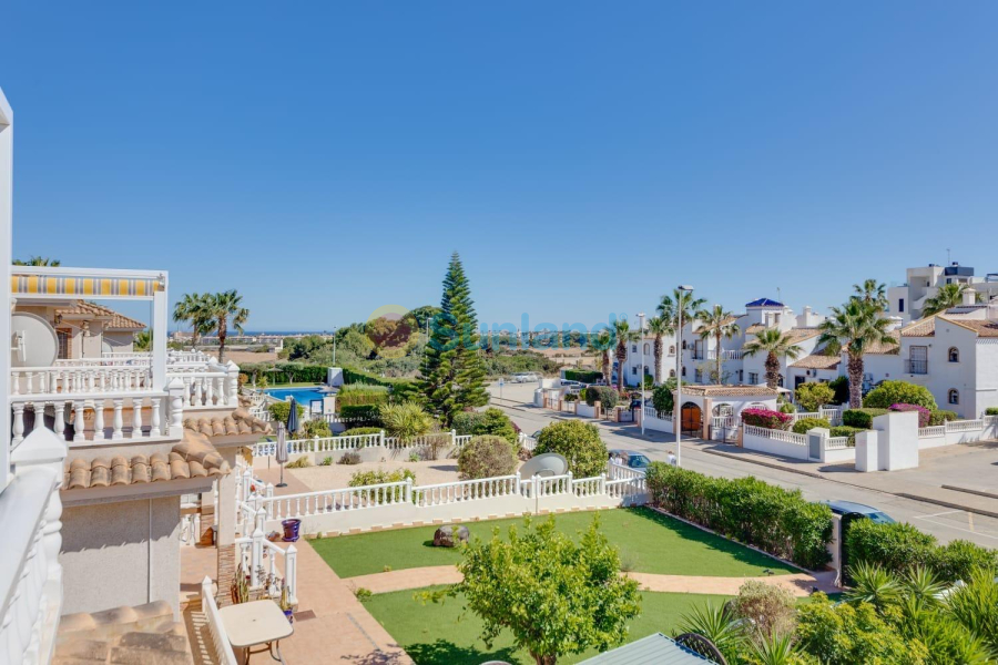 Resale - Villa - Orihuela Costa - Los Dolses