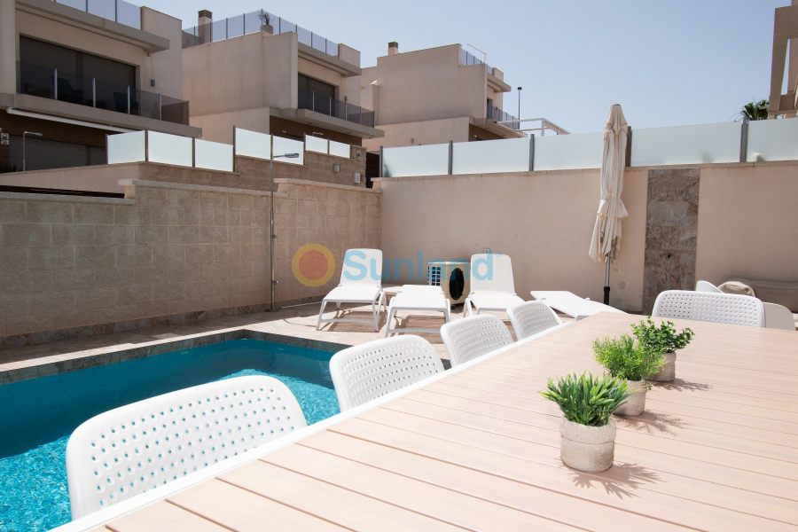 Använda fastigheter - Villa - Orihuela Costa - Villamartin