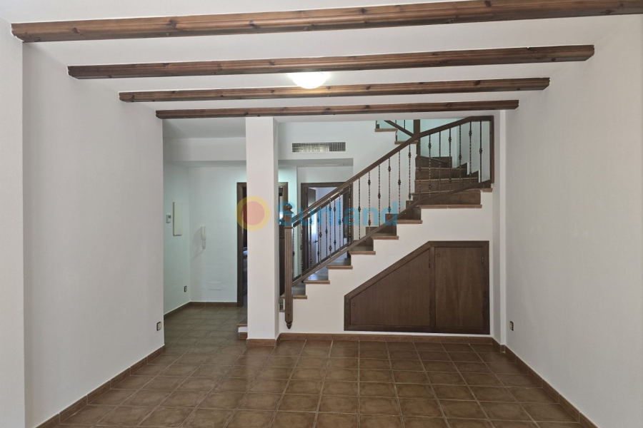 Brukte eiendommer - Villa - Algorfa - La finca Golf