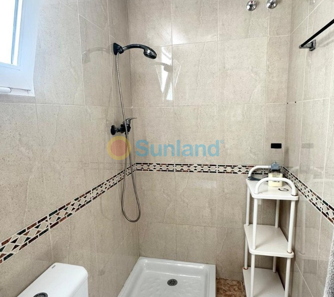 Resale - Apartment - Torrevieja - Curva del Palangre