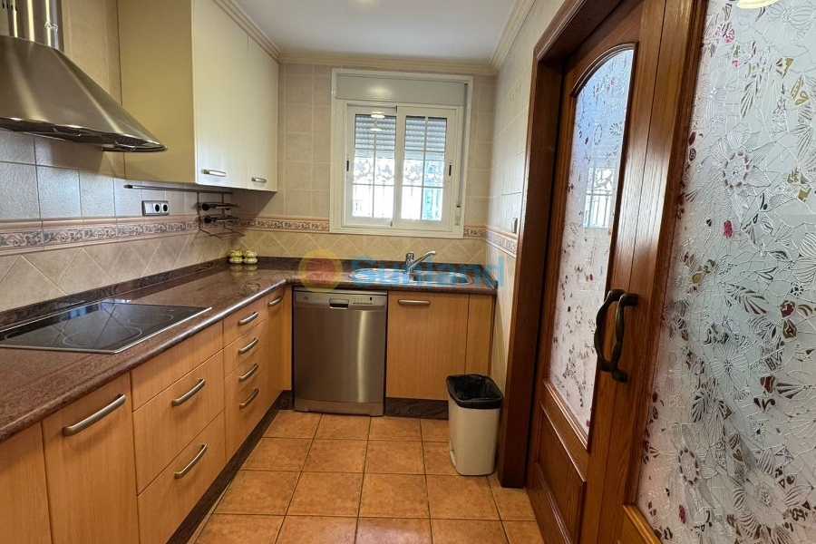 Resale - Townhouse - Los Montesinos