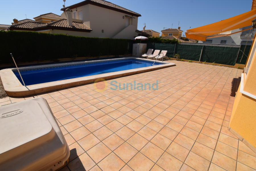 Resale - Villa - Torre de la Horadada