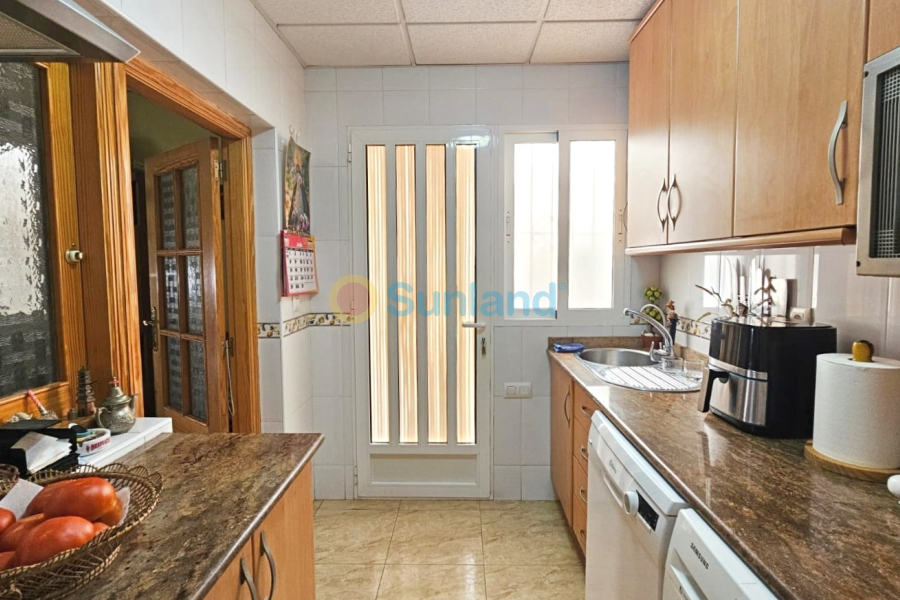 Resale - Apartment - Los Alcázares - 