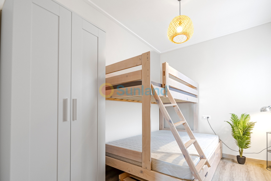 Resale - Townhouse - Los Balcones