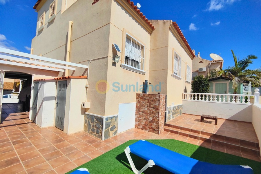 Resale - Villa - San Miguel de Salinas