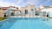 Resale - Villa - Torrevieja - San Luis