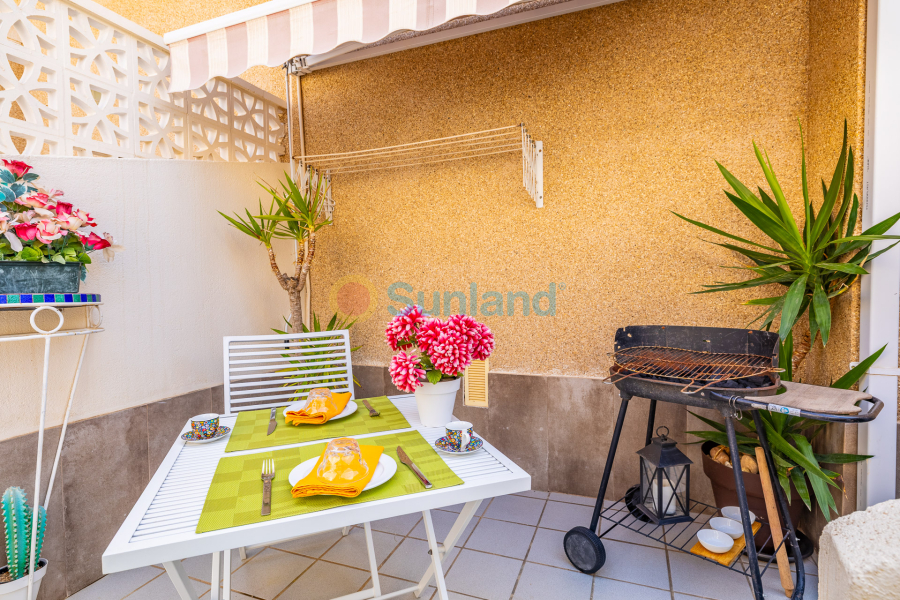 Вторичка - Apartamento - Torrevieja - Aguas Nuevas