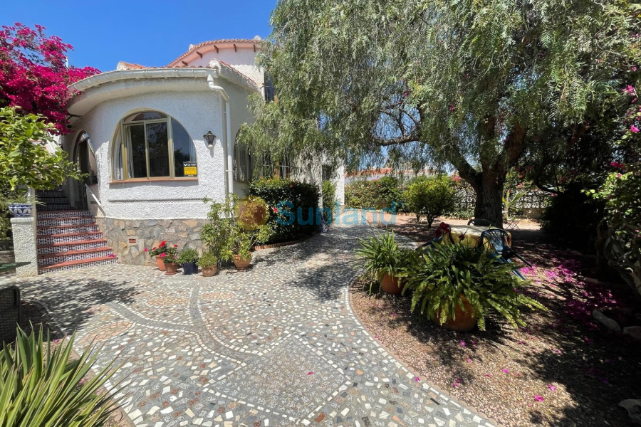 Verkauf - Detached Villa - Ciudad Quesada - Central Quesada