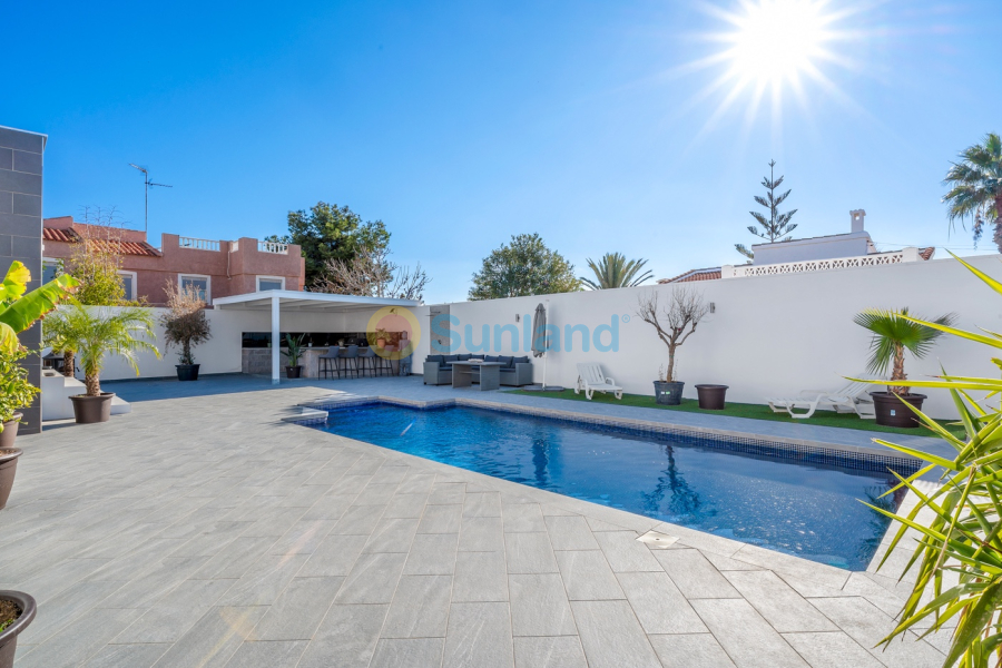 Resale - Villa - Ciudad Quesada - Rojales