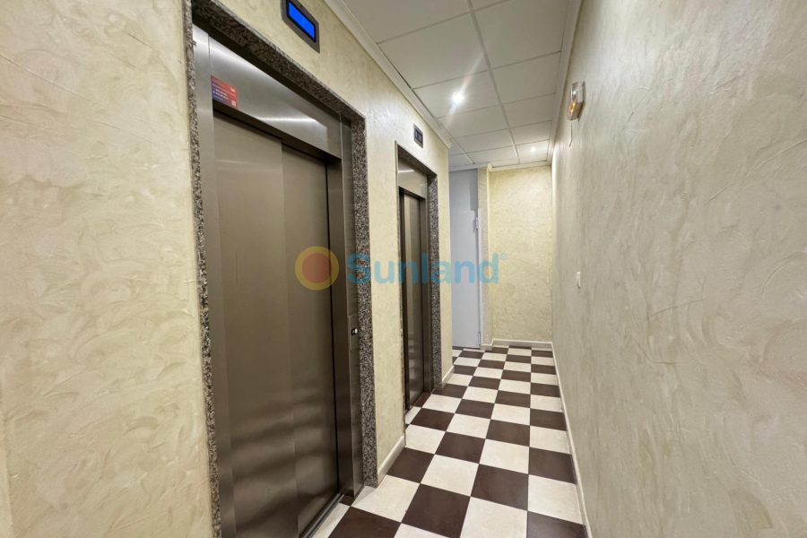 Använda fastigheter - A - Torrevieja - Centro