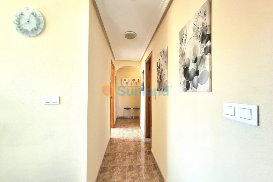 Resale - Apartamento - Torrevieja - Centro