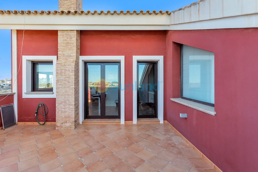 Resale - Villa - Algorfa - La finca golf