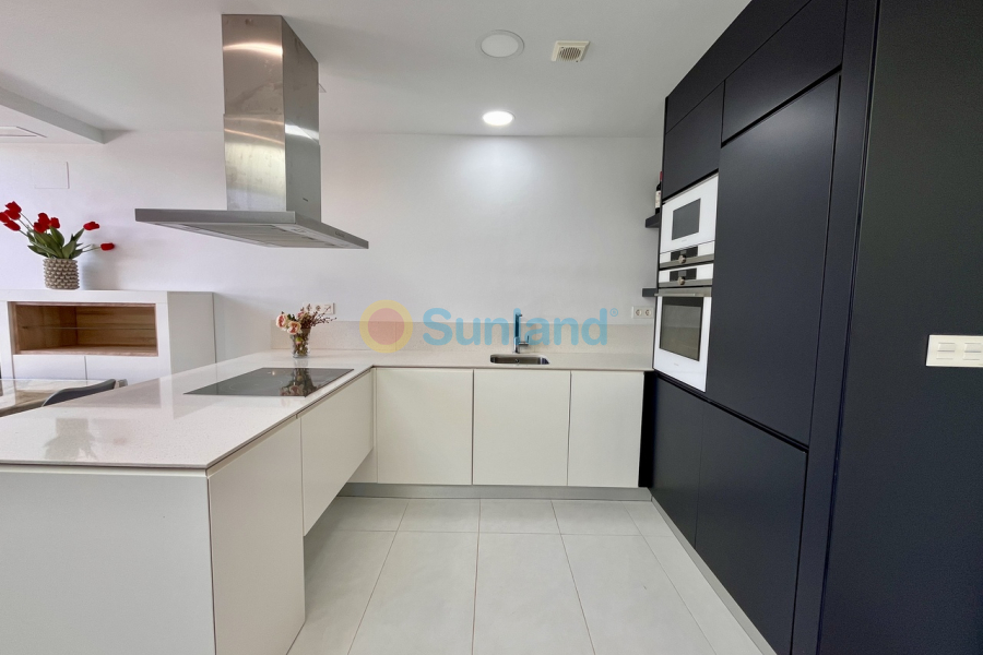 Segunda mano - V - Los Dolses