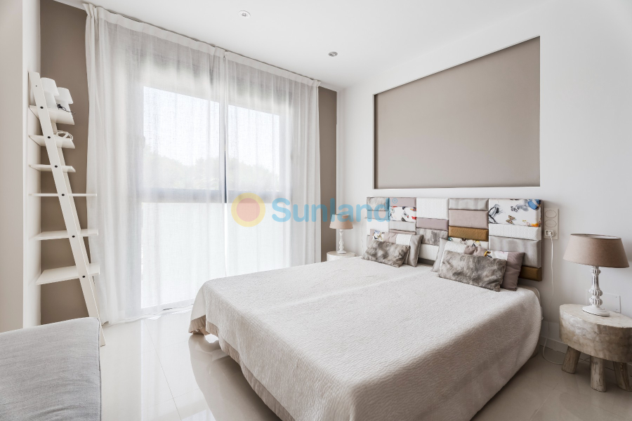 Segunda mano - Chalet - Orihuela Costa - La Zenia