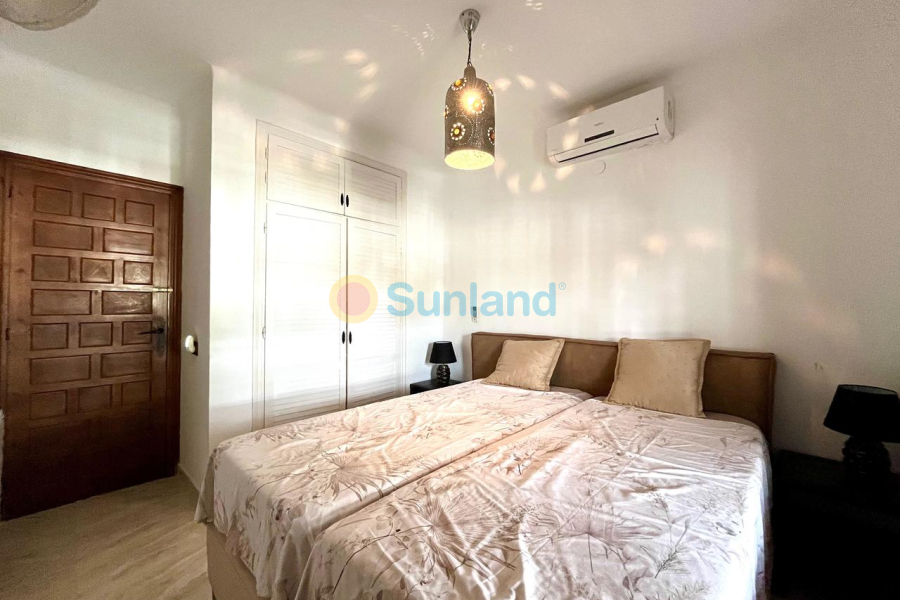 Resale - V - Villamartin