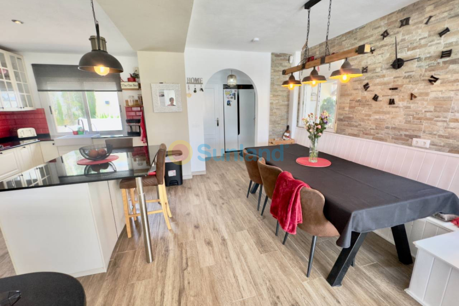 Resale - Villa - Benijofar