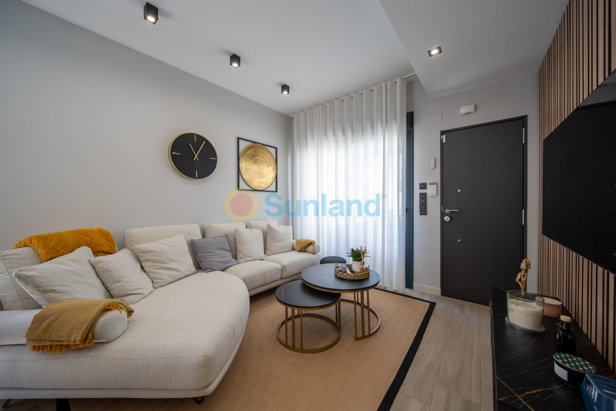 Resale - Apartamento - Torrevieja - Punta Prima