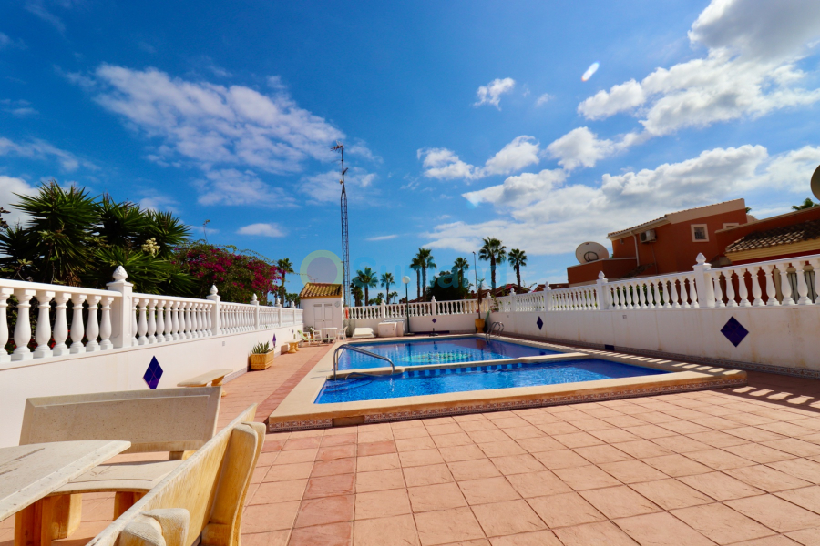 Segunda mano - Chalet - Guardamar del Segura - El Raso