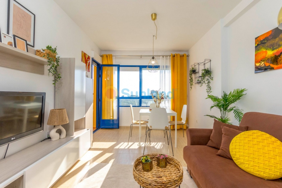 Använda fastigheter - Lägenhet - Orihuela Costa - Altos de Campoamor