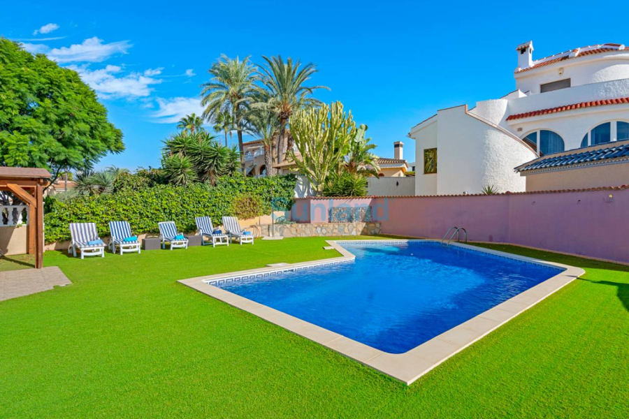 Resale - Villa - Ciudad Quesada