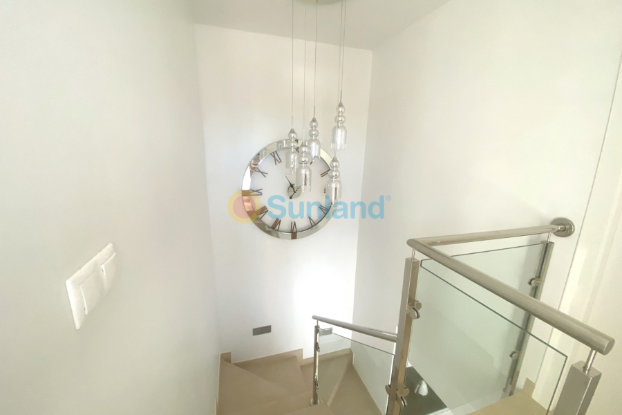 Använda fastigheter - Villa - Ciudad Quesada - Pueblo Bravo