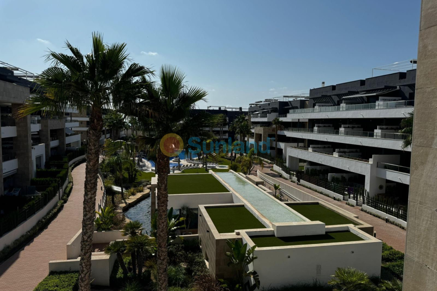 Resale - Apartment - Orihuela Costa - La Zenia