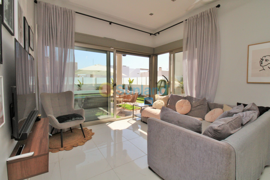 Använda fastigheter - Villa - Villamartin