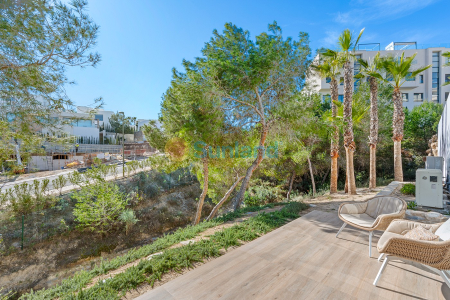 Resale - Villa - Las Colinas Golf Resort - Las Colinas golf