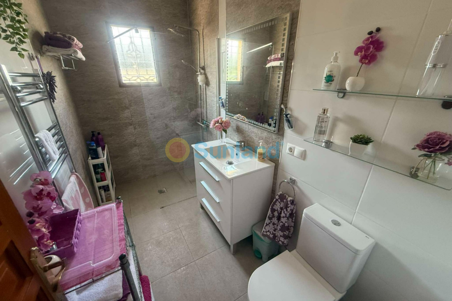 Resale - Country house - Dolores - 